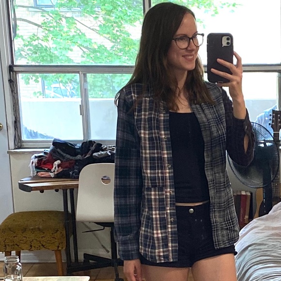 Plaid shirt size xsmall - Picture 3 of 4